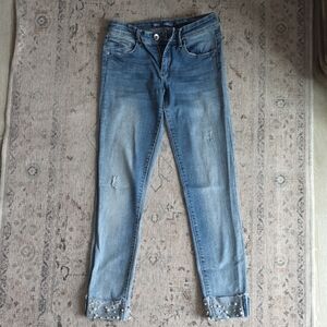 Trendy Distressed Skinny Jeans